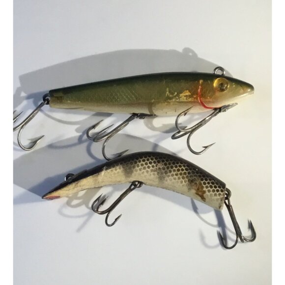 Lot of 2 vintage L&S mirrolure 52m81 next is a Kautzky lazy ike wood lure - Picture 1 of 10